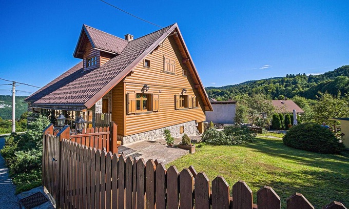 Skrad House | 3 bedroom stunning home in Skrad