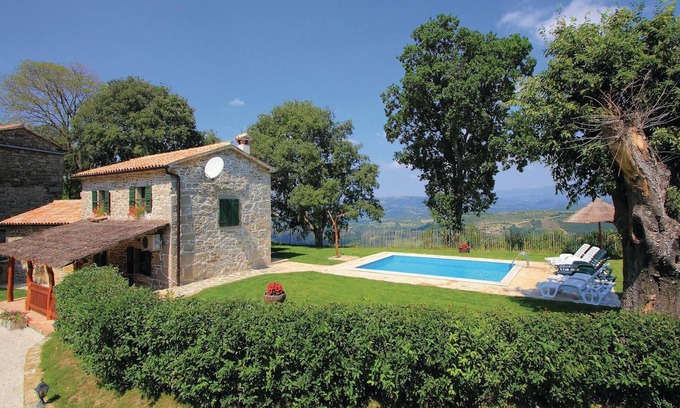 Kircija House | 3 bedroom stunning home in Frki