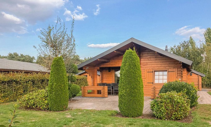 Rheezerveen House | 3 bedroom stunning home in Rheezerveen