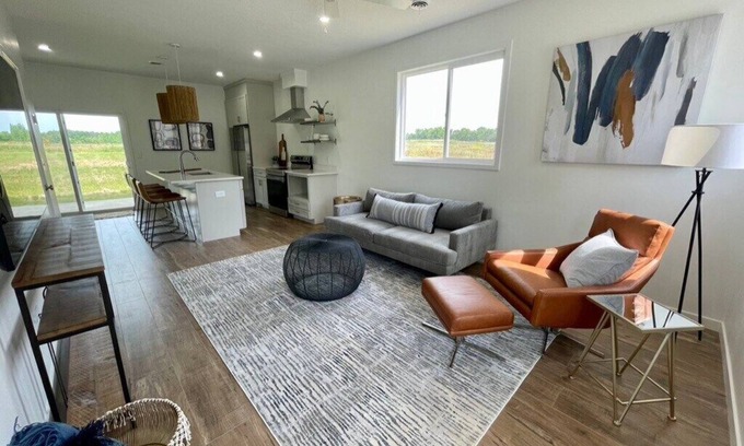Fairfield Beach Apartment | 3-Bedroom Townhome at Buckeye Lake - "Juanita"