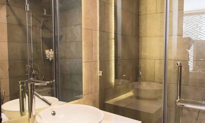 Hai Chau House | 3-bedroom townhome in fabulous Đà Nẵng with AC, WiFi