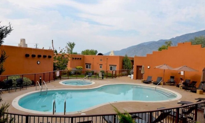 Okanagan-Similkameen Apartment | 3 Bedroom Townhome in Osoyoos with views! VII