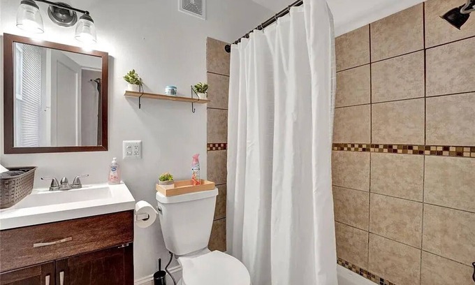 North Buffalo House | 3 Bedroom unit in Buffalo