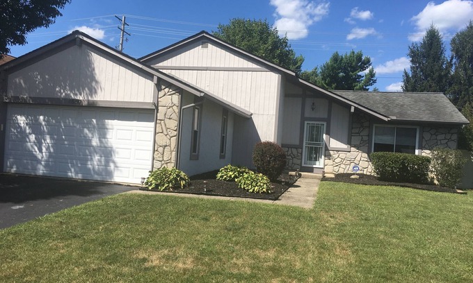 Reynoldsburg House | 3-bedroom vacation home just 13 minutes from Easton Town Center
