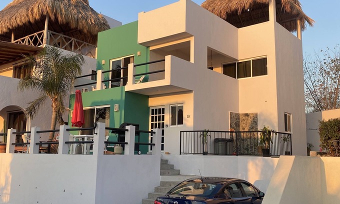 Puerto Angel Villa | 3 Bedroom Villa with Rooftop Plunge Pool, Starlink Wi-Fi