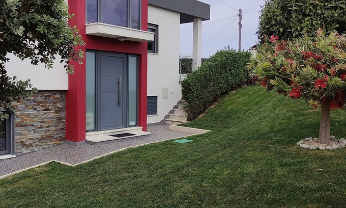 Ericeira House | 3 bedroom villa for 8 people - Ericeira