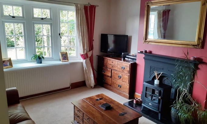 Oadby House | 3 bedroom village house