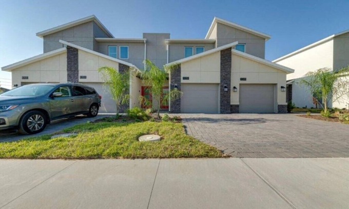 Four Corners House | 3 Bedrooms/2 Bathrooms/Champions Gate (9351SH)