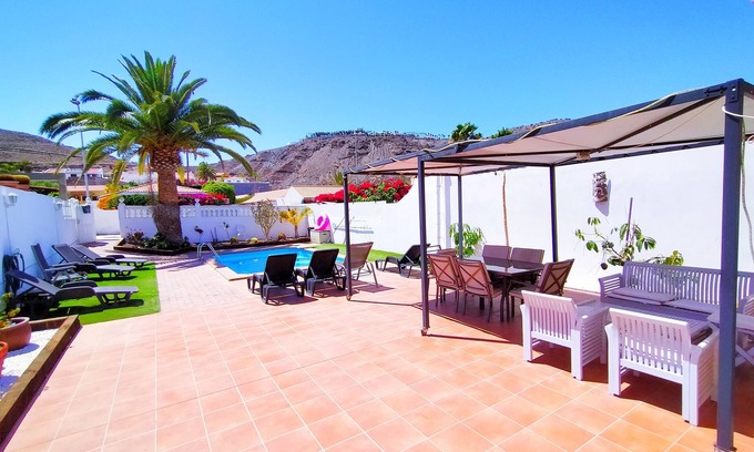 Mogan House | 3 Bedrooms Villa In Tauro, Private pool and Garden