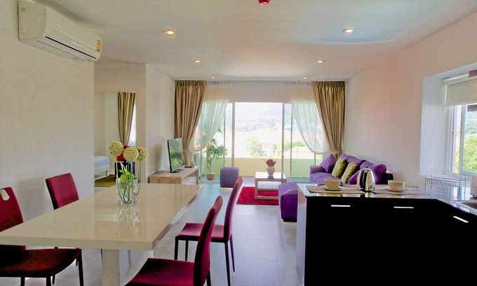 Phuket Apartment | 3 big bedrooms 120 sqm Phuket Central Festival , Muai Thai area , Park