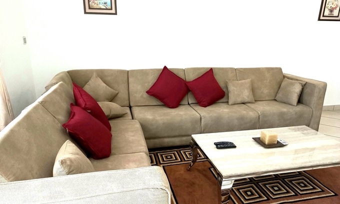 Greenhill Apartment | 3 BR Apartment