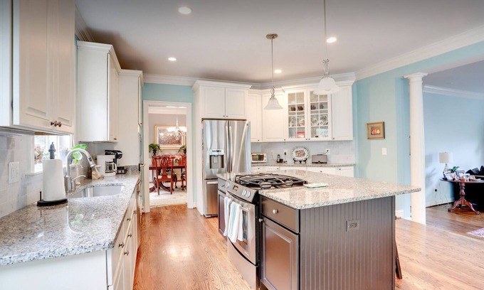 Fort Hunt House | 3 BR, sleeps 6, Alexandria, DC, perfect for family trip with plenty of space!