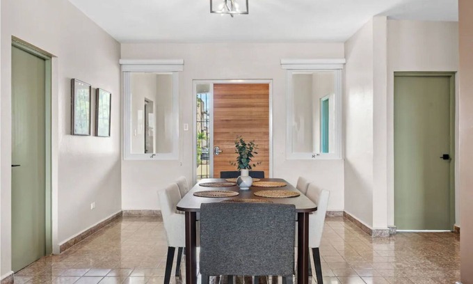 Miramar Apartment | #3 - Charming Spanish Colonial Apartment - Miramar