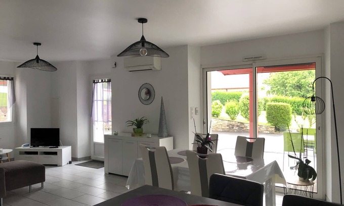 Hasparren Apartment | 3 * cottage between sea and mountains