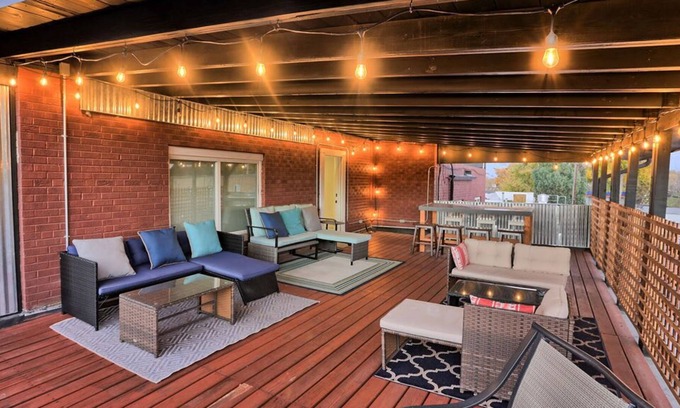 Barths Apartment | 3 Full Apts w/ Rooftop Deck