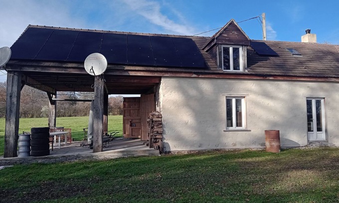 Lurcy-Levis Bed & Breakfast | 3 guest rooms in a charming dwelling in the bocage bourdonnais