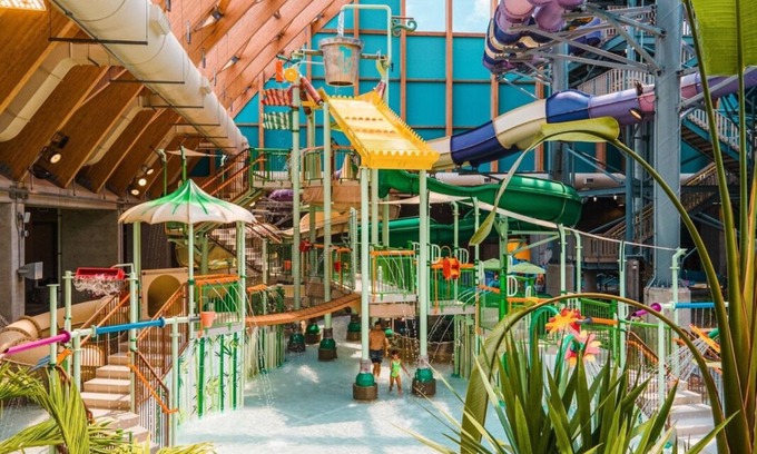 Circleville Resort | 3 Junior Double Queen Suites at The Kartrite Resort and Indoor Waterpark!