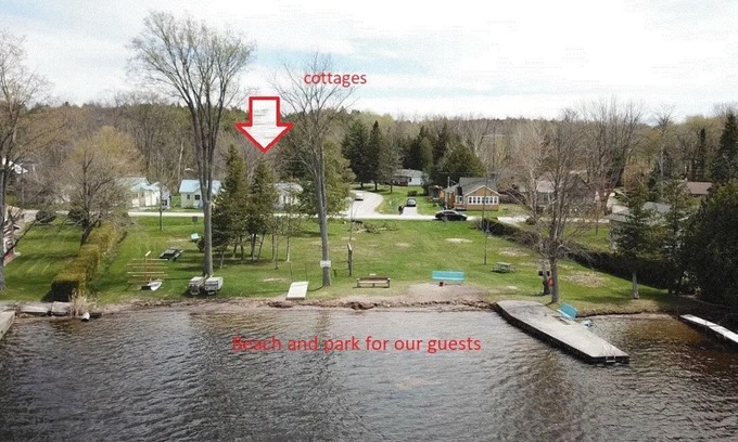 Lindsay Cabin | 3 Lake Cabins for 10 people. Enjoy Fishing/Swimming/Boating/Hiking/Bonfire &More