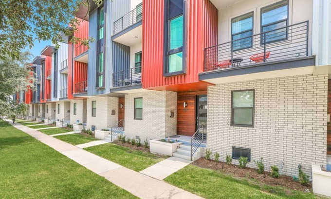 Mid-City House | 3-Level Brand New Townhouse in Mid City
