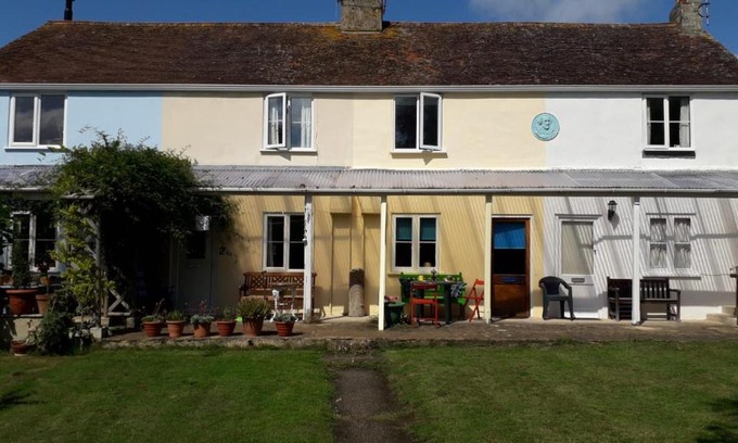 Lyme Regis House | 3 Lymbrook Cottage