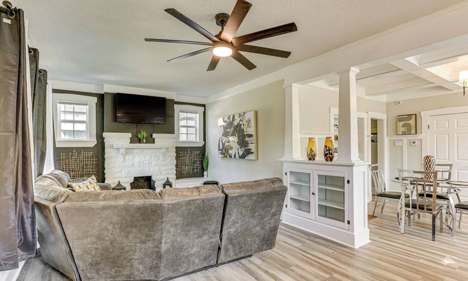 Crosstown House | 3 Mi to Dtwn: Memphis Family Home