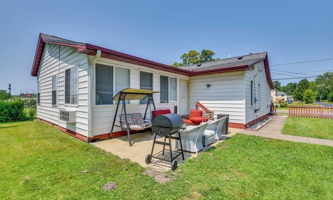 Shorewood-Tower Hills-Harbert House | 3 Mi to Lake Michigan Access: Sawyer Home w/Patio