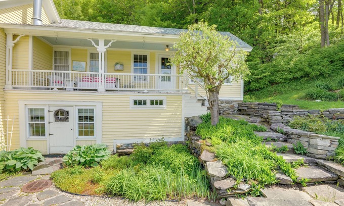 West Dover House | 3 Mi to Mount Snow: Home w/Porch in West Dover
