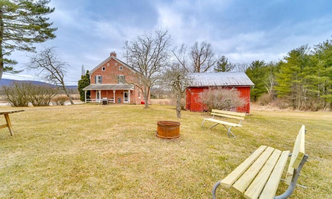 Millmont House | 3 Mi to Penns Creek Access Hideaway with Grill!