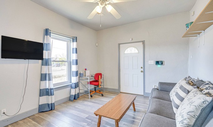 Pueblo House | 3 Mi to Riverwalk: Mountain-View Pueblo Home!