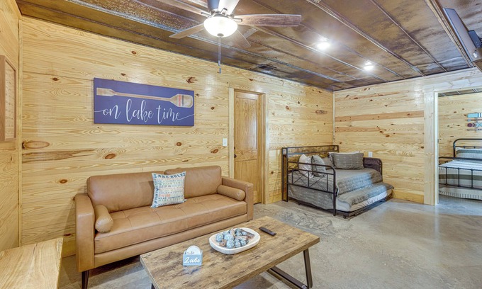 Alpine Bay Cabin | 3 Mi to Water: Logan Martin Lake Cabin Getaway