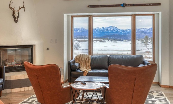Pagosa Springs House | 3 Miles from Downtown Hot Springs with the BEST VIEWS in town