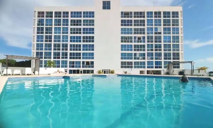 Playa Coronado Apartment | 3 Min to the Beach | Comfortable Suite with Pool