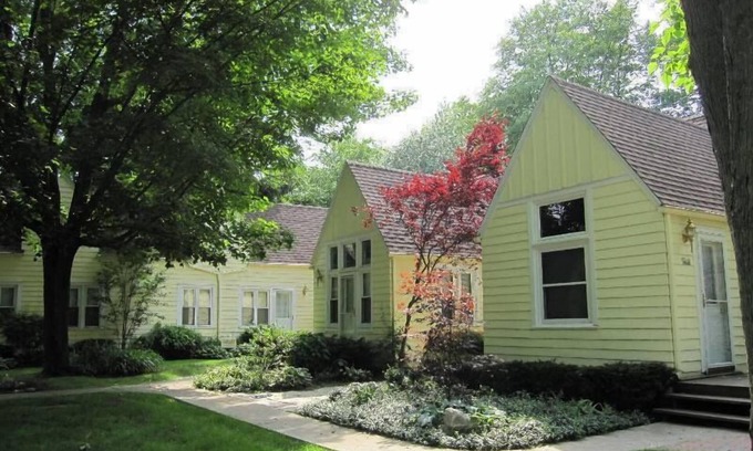 Union Pier House | 3 Nt Sum Min! - Cozy Cottage Near Union Pier & Private Beach Access!
