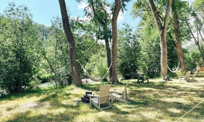 Canoncito RV Rental | 3 Person Glamping Tent @ Field Trip NM