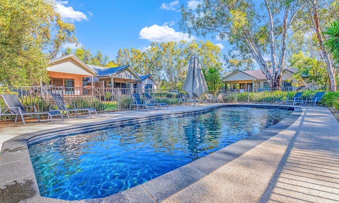 Moama House | #3 Riverspa - Riverfront apartment overlooking the Murray