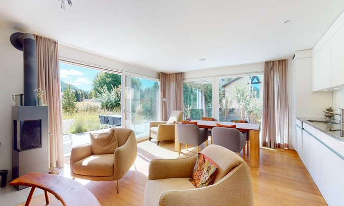 Celerina-Schlarigna Apartment | 3-room apartment on the ground floor with direct access to the garden (Meadow is