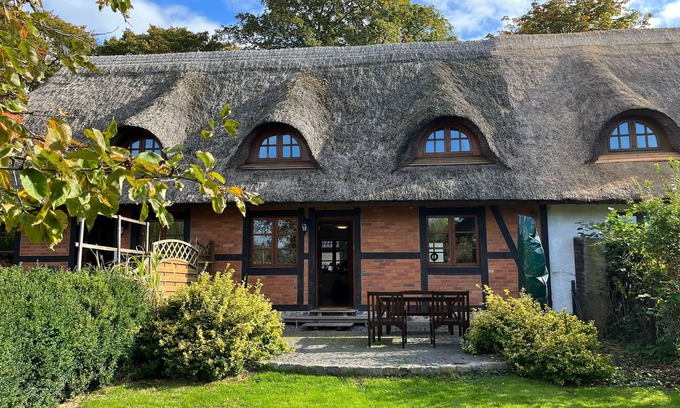 Zurow Apartment | 3-room apartment Landhus (1-4 people + baby) - country idyll OVS 109