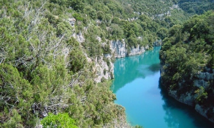 Montpezat House | 3-room house with garden and pool facing Lake Montpezat