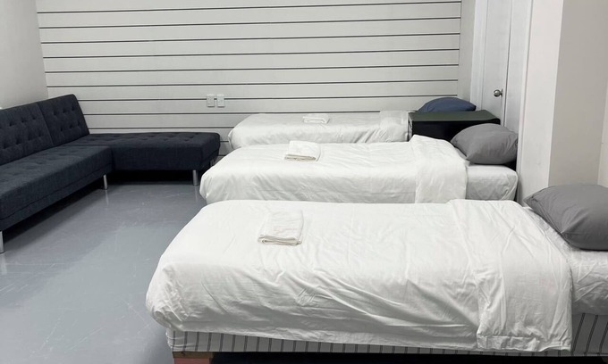 Auckland Apartment | 3 single and 2 sofa beds Studio Suite 7