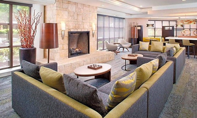 Bryant Pattengill East Hotel | 3-Star Hotel ∙ Courtyard Ann Arbor