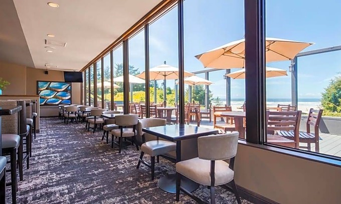 Newport Hotel | 3-Star Hotel ∙ Best Western Plus Agate Beach Inn