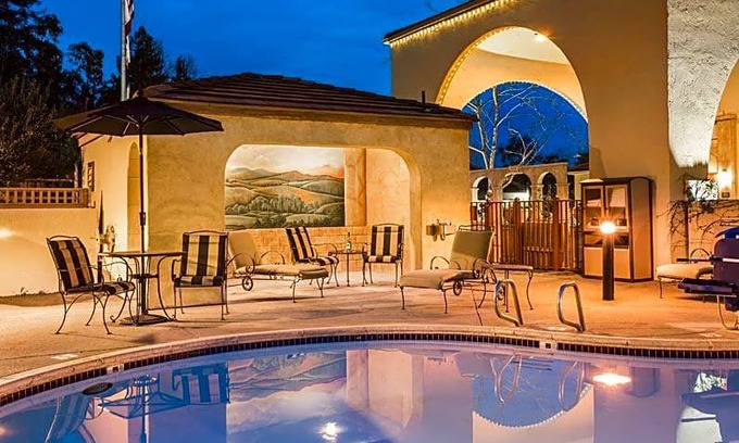 Healdsburg Hotel | 3-Star Hotel ∙ Best Western Dry Creek Inn