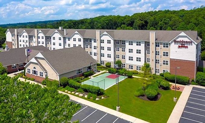 Wayne Hotel | 3-Star Hotel ∙ Residence Inn Wayne