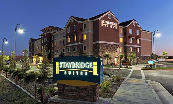 Rocklin Hotel | 3-Star Hotel ∙ Staybridge Suites Rocklin - Roseville Area, an IHG Hotel
