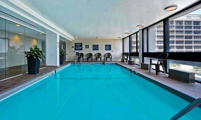 Newton Corner Hotel | 3-Star Hotel ∙ Four Points by Sheraton Boston Newton