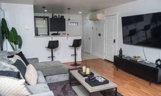 Upper South Providence House | 3-Story Townhouse luxury retreat