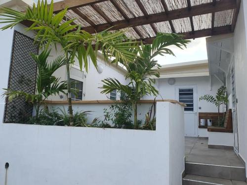 Saint-Denis Apartment | 3 studios autour d'un patio commun