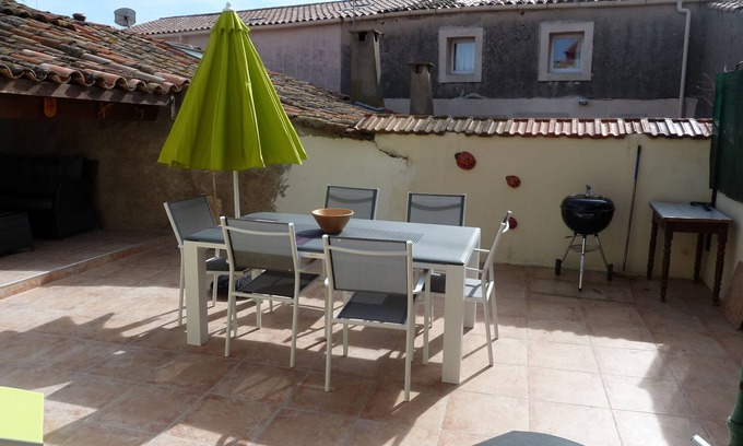Marseillan House | 3 * Traditional Village House in Mediterranean Fishing Port
