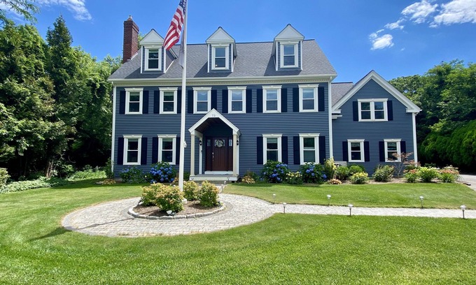 Chiltonville Bed & Breakfast | 3 Waves Bed & Breakfast