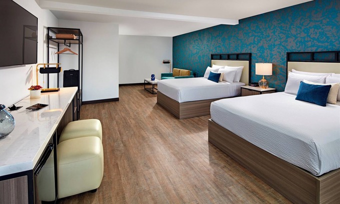 Beach Barber Tract Hotel | 3 Welcoming Rooms with Outdoor Pool and Close to the Beach